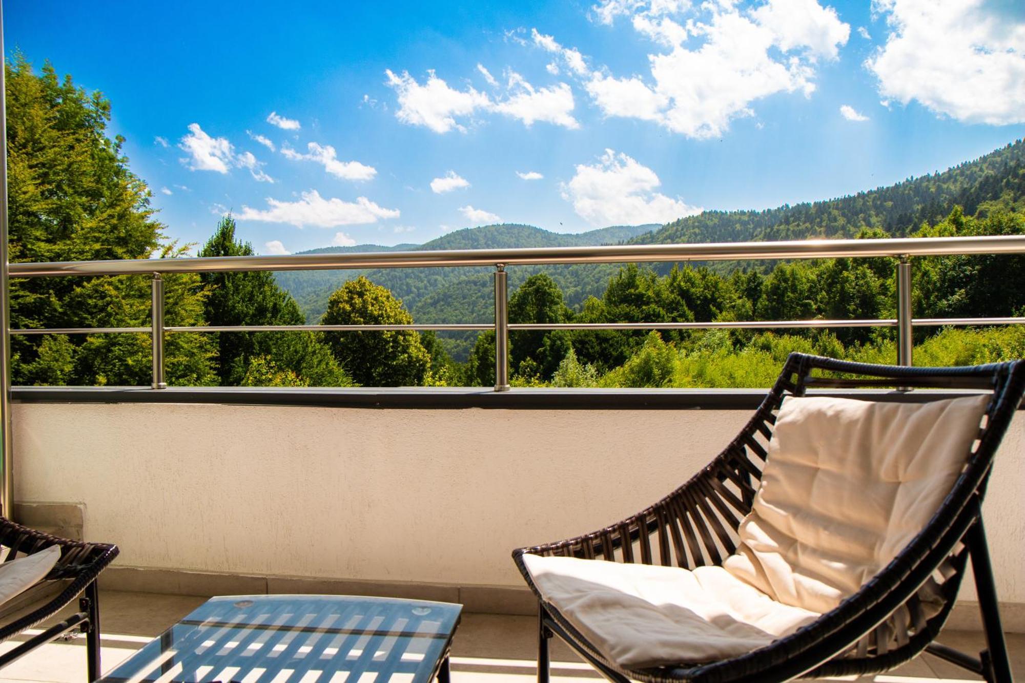 Relax View Ap With Private Parking