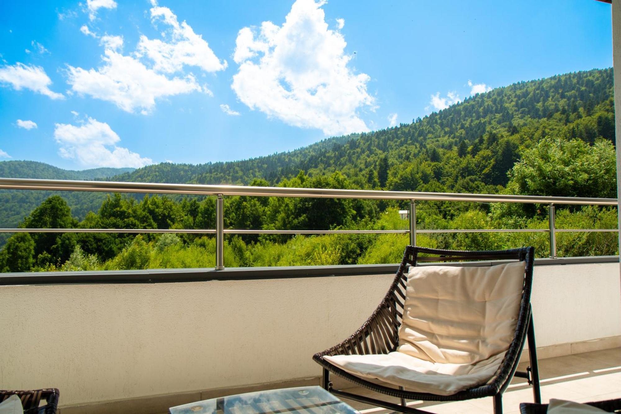 Relax View Ap With Private Parking