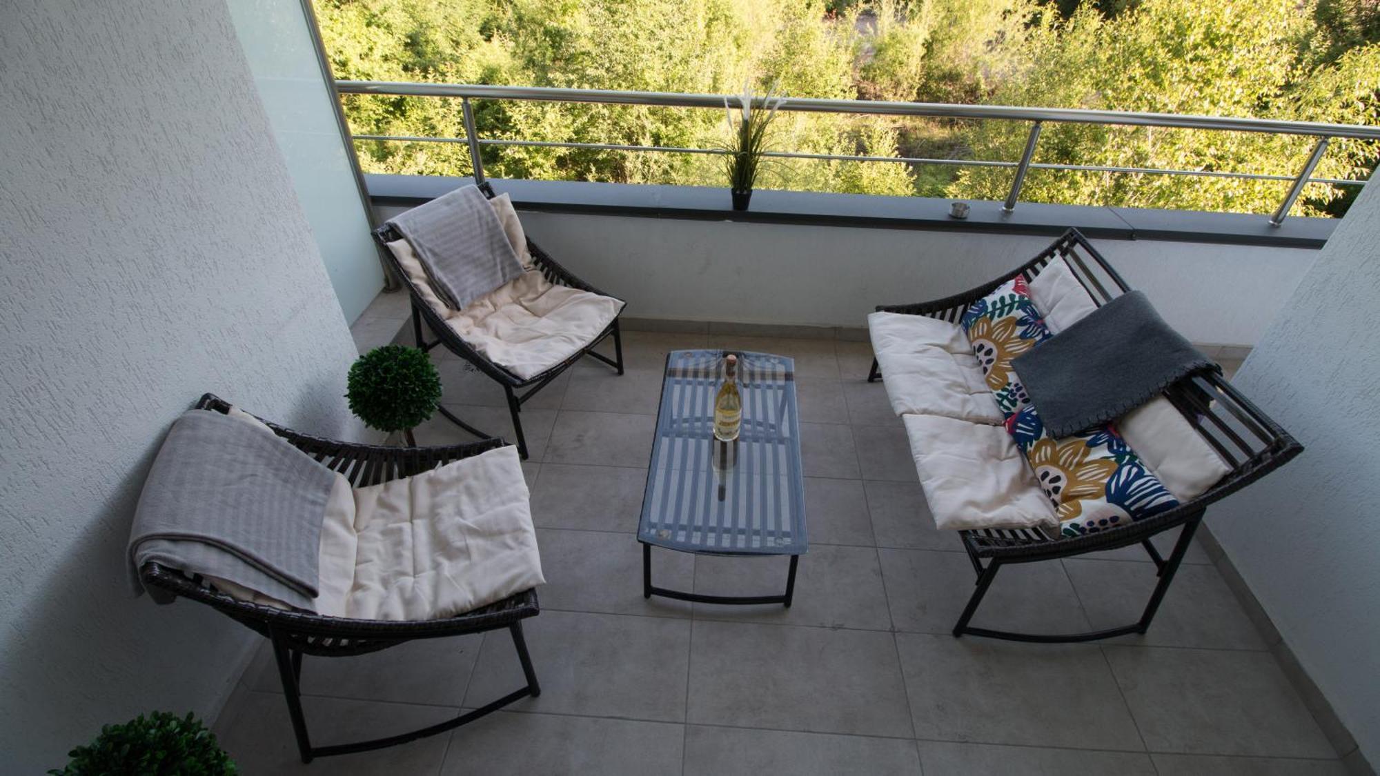 Relax View Ap With Private Parking Apartment
